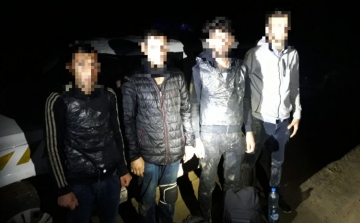 Négy illegális migráns Csongrád megyében