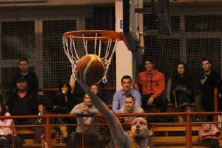 A KELETI CSAPATOK DOMINÁLNAK A RÁJÁTSZÁSBAN