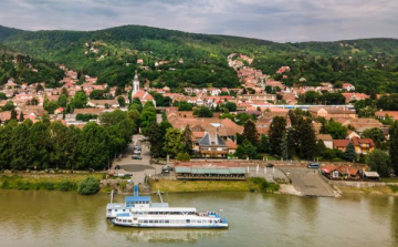 Nagymaros-Visegrád és Zebegény között június 10-től vonatpótló hajó is segíti az eljutást