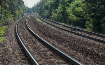 Közbeszerzési felhívást tett közzé a MÁV vasúti acélsín beszerzésére