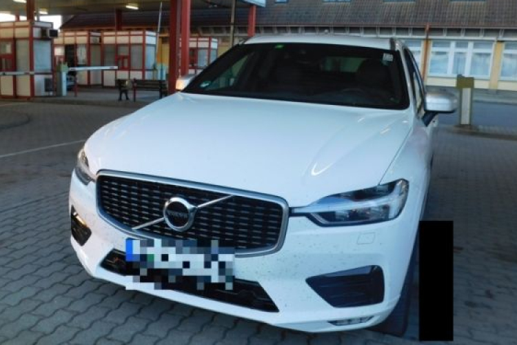 Körözött Volvo Csanádpalotánál 