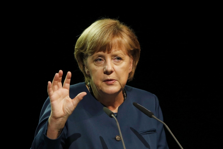 Német kettős ügynök - Merkel: a kémkedés nem fér bele a 