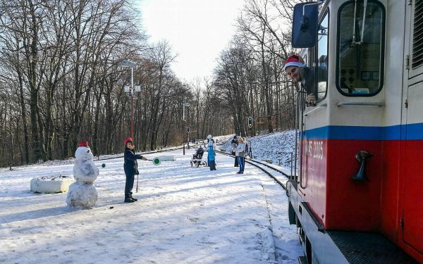 A Gyermekvasút év végi menetrendje