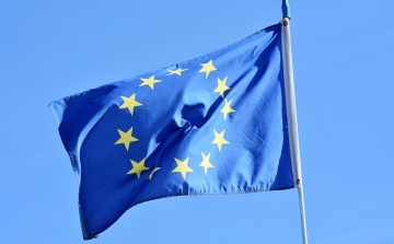 Hétfőn döntenek az uniós külügyminiszterek az új Európai Bizottság összetételéről