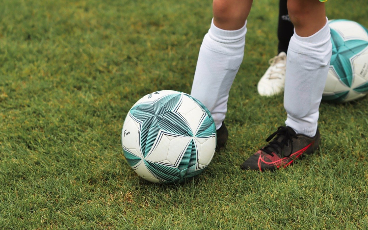 Szijjártó Péter: ma két magyar csapatért is idegenben szoríthatunk az UEFA Konferencia Liga selejtezőjében