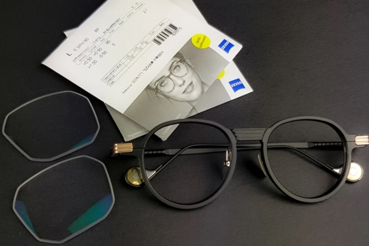 Orvos és ápoló – stílusos új szemüvegben nézhet szembe a koronavírussal!