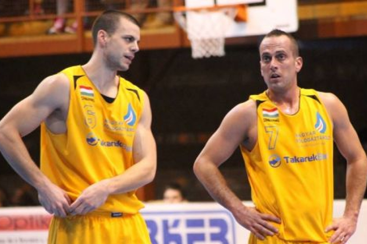 AZ ÓBUDAI KASZÁSOKAT FOGADJA A KOSÁRSULI