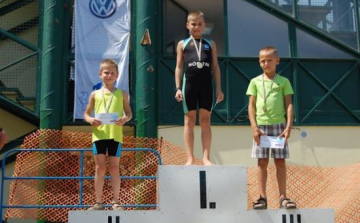 Fadd - Dombori Triatlon Fesztiválon vettek részt a Hód-Triatlon Se versenyzői