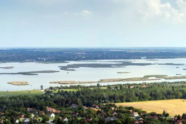 Lesz-e strandszezon a Velencei-tónál?