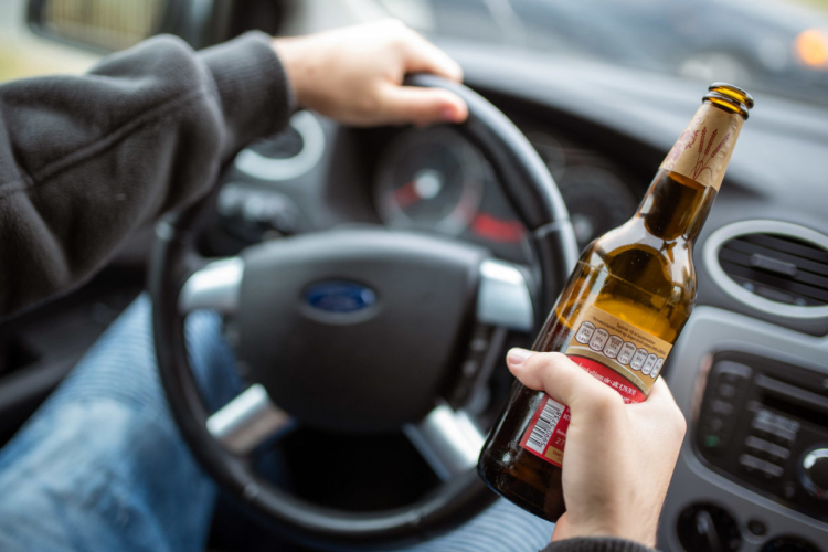 Egy éjszaka alatt négyszer állítottak elő ittas vezetés miatt egy testvérpárt