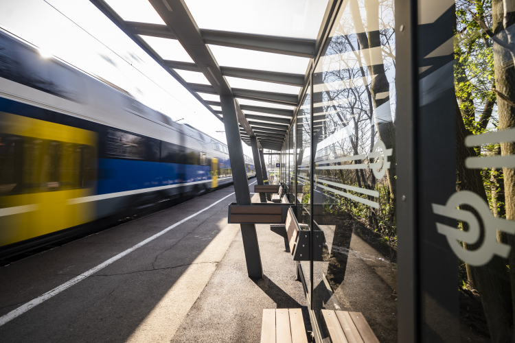 Május 30-tól egyre több újszászi és ceglédi járaton utazhatunk emeletes vonattal