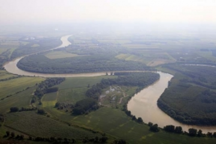 Árvíz/belvíz – Másodfokú készültséget rendeltek el a Tisza alsó szakaszán is