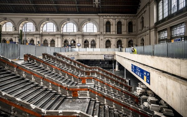 Kezdődik az akadálymentes új utascentrum építése a Keleti pályaudvaron