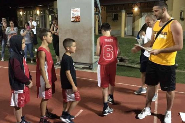 Éjszakai streetball a Mozgás Éjszakáján