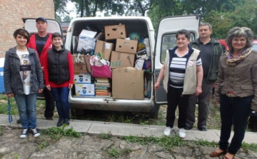 Nagyszénási gyerekek Szegedről kaptak gyermeknapi ajándékot