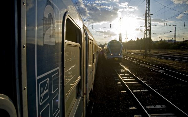 Új esti és éjszakai járatok közlekednek a váci és a ceglédi vasútvonalakon október 19-étől
