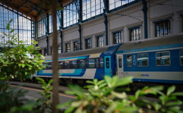 Július 1-jétől megszűnik a vasúti pótjegy és már országbérlettel is lehet utazni az IC-ken