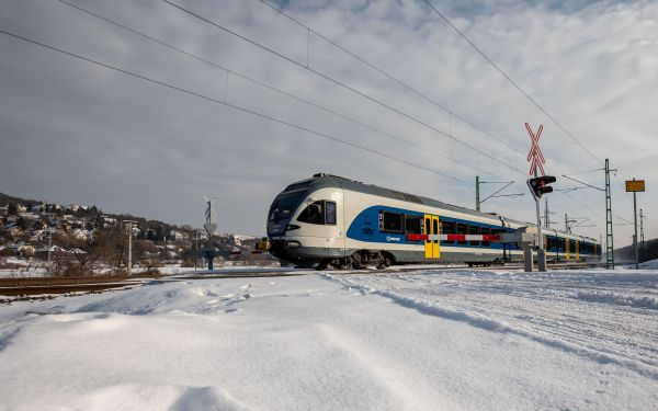 Kevesebb a baleset a vasúti átjárókban, de több a halálos kimenetelű