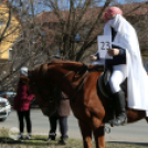 Jelmezes lovas farsangi felvonulás 2017