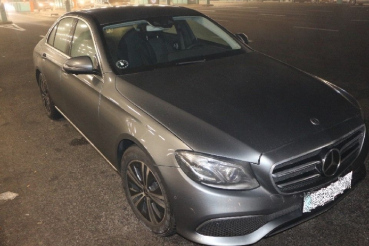Körözött Mercedes Röszkén