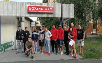 Népes csapattal nemzetközi versenyre utazott a Boxing Gym Vásárhely
