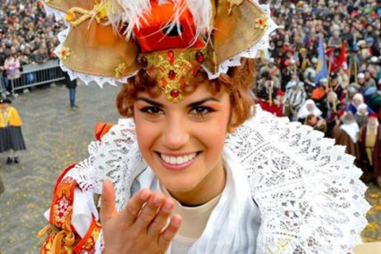 Velencei karnevál: vonattal kényelmesen elérhető!