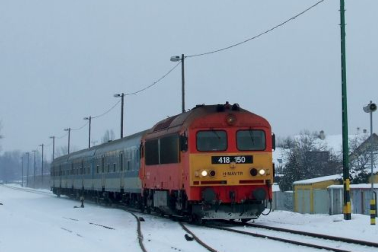 Karácsonyi és év végi közlekedési rend