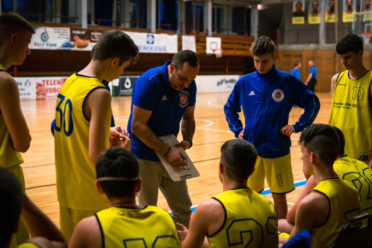Veretlen a bajnokságban az U16 - interjú Czibere Zoltánnal
