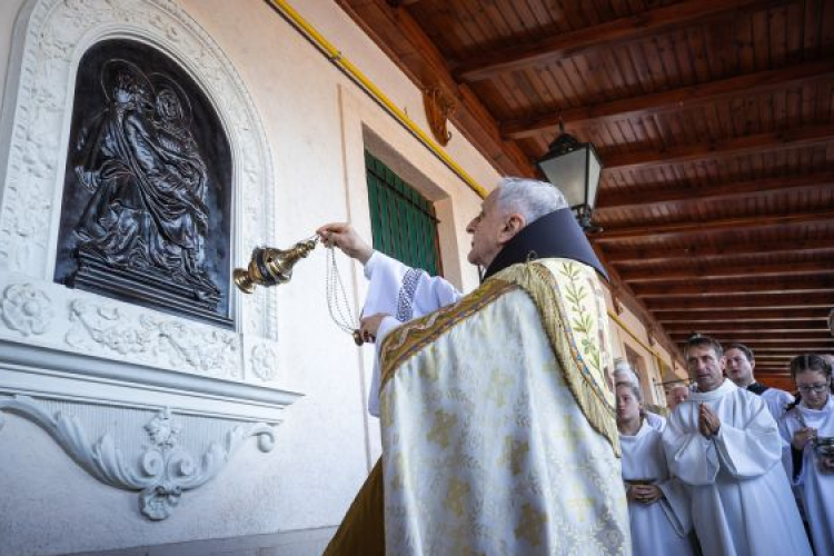 Visszakerült eredeti helyére a „Vasúti Szűzanya”